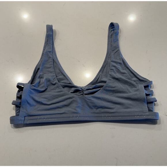 Lululemon Women’s Light Baby Blue Cut Front Side Bralette Wireless - Picture 2 of 4